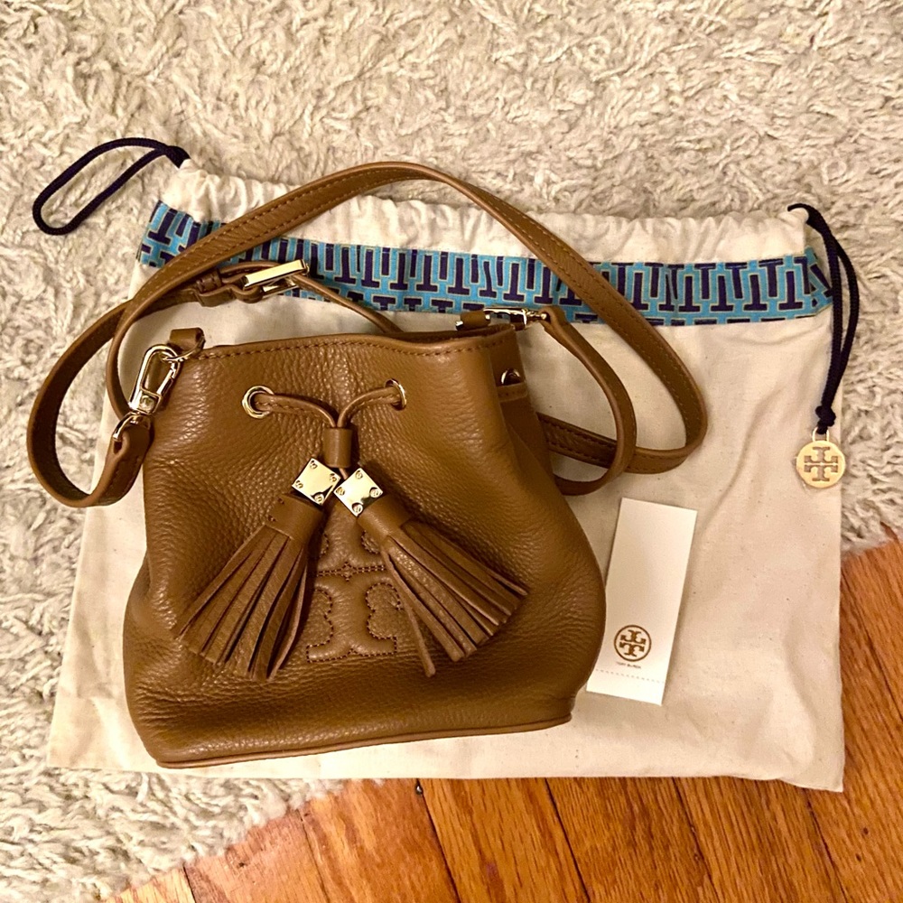 NWT Tory Burch Mini Thea Bucket Bag